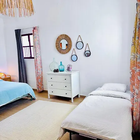 Сasa de vacaciones Casitas - Casa Higo With Shared Jacuzzi *